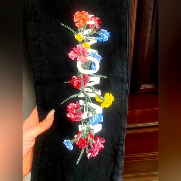 🔥NEW🔥STUNNING!!! OFF-WHITE Denim Label “WOMAN” Black Denim with Embroidered - Picture 14 of 14